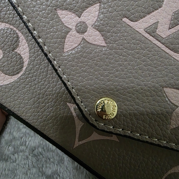 Louis Vuitton Taupe & Pink Monogram Chain Wallet Set - Picture 6 of 6